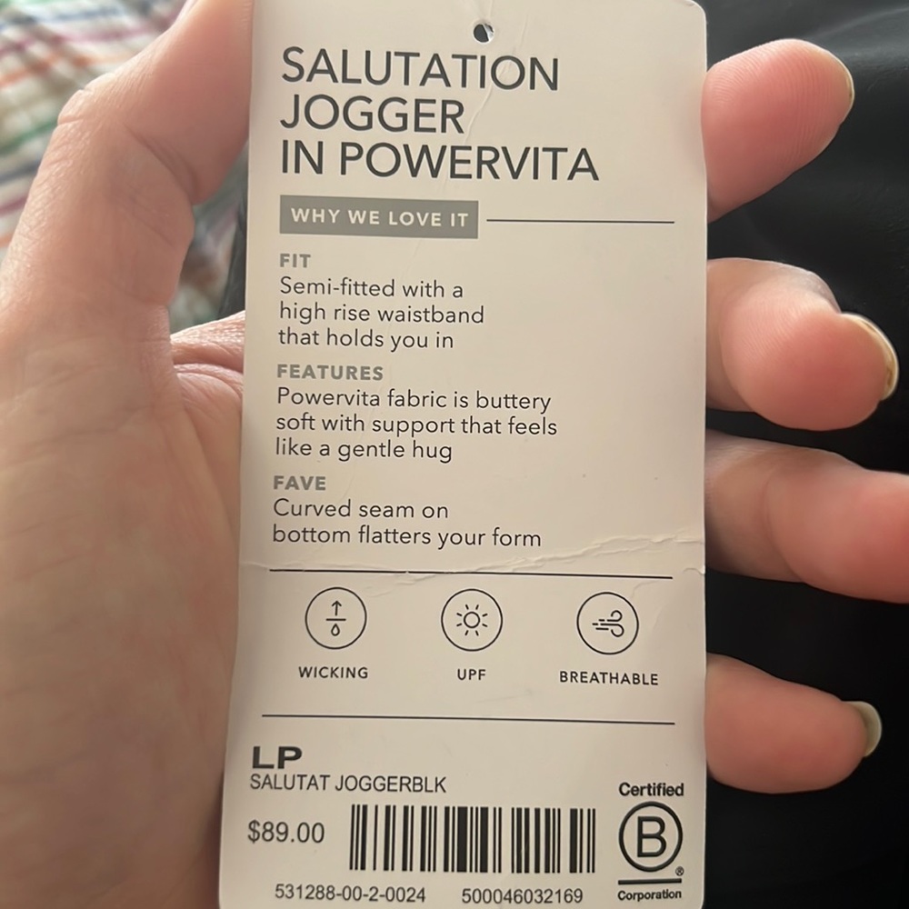 Salutation Jogger in Powervita size Large Petite